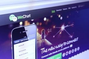 David Smith explains The Case of WeChat in China's mobile app ecosystem at Idea Girl Media