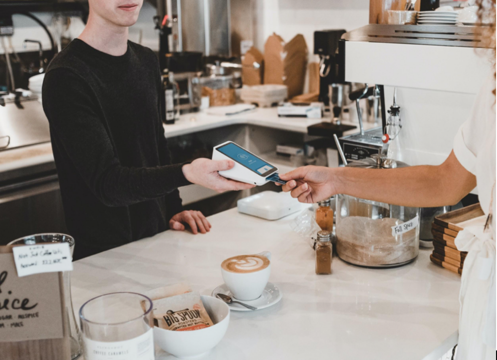 Choosing The Right Point-Of-Sale System When Expanding Payment Methods At Your Restaurant