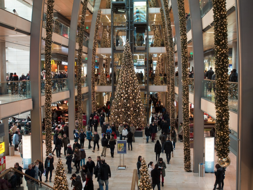 Boost Holiday Sales by using storytelling in your holiday marketing strategy recommends Gracia Smith at Idea Girl Media
